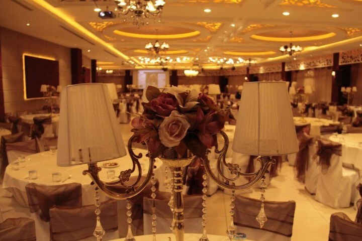 Ballroom/Hall 59 of 75
