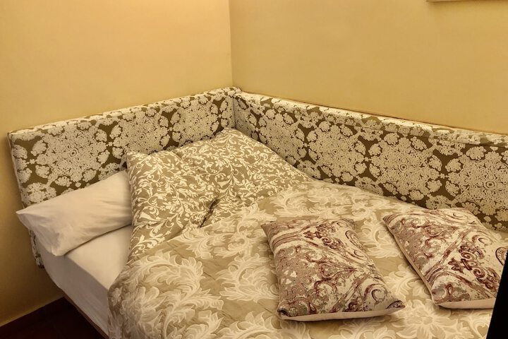 Room 25 of 91