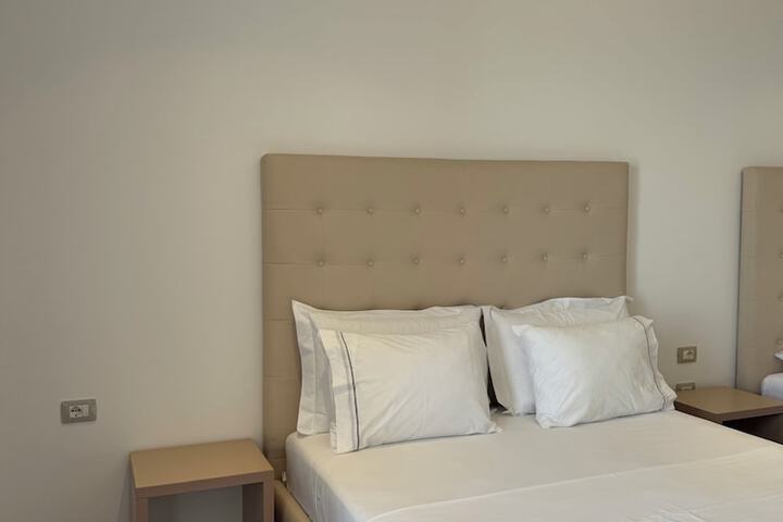 Room 87 of 207