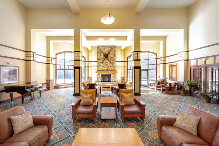 Hotel Interior 4 of 126