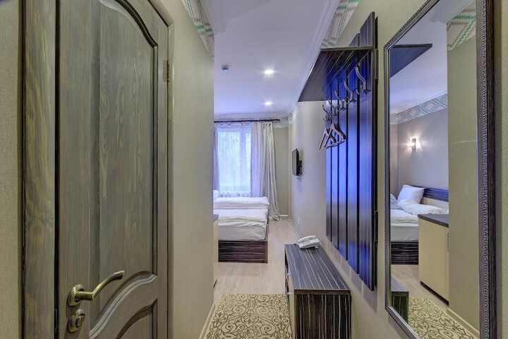 Room 9 of 57