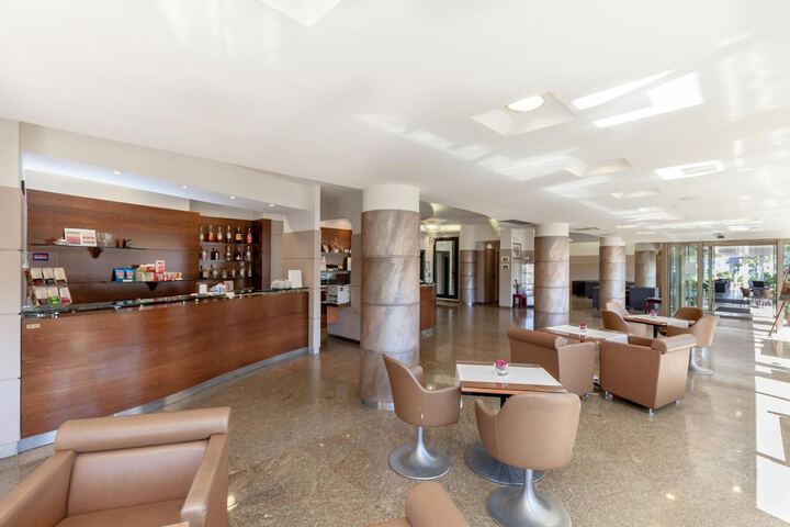 Hotel Interior 5 of 63