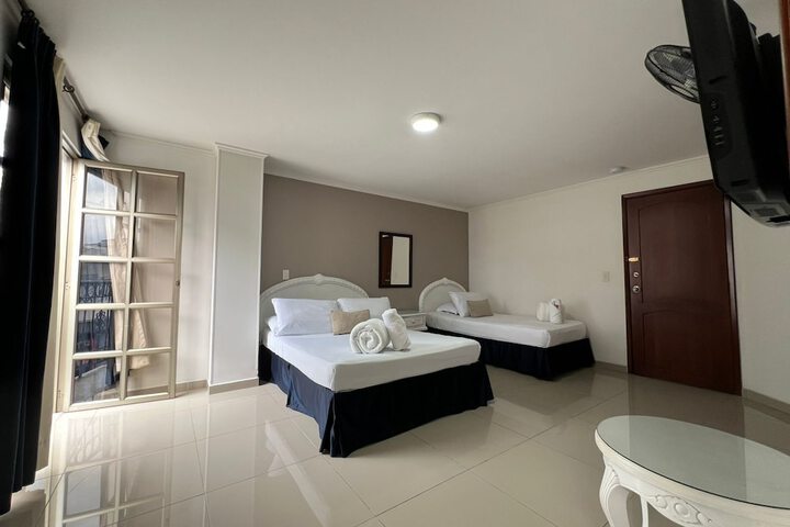 Room 12 of 61