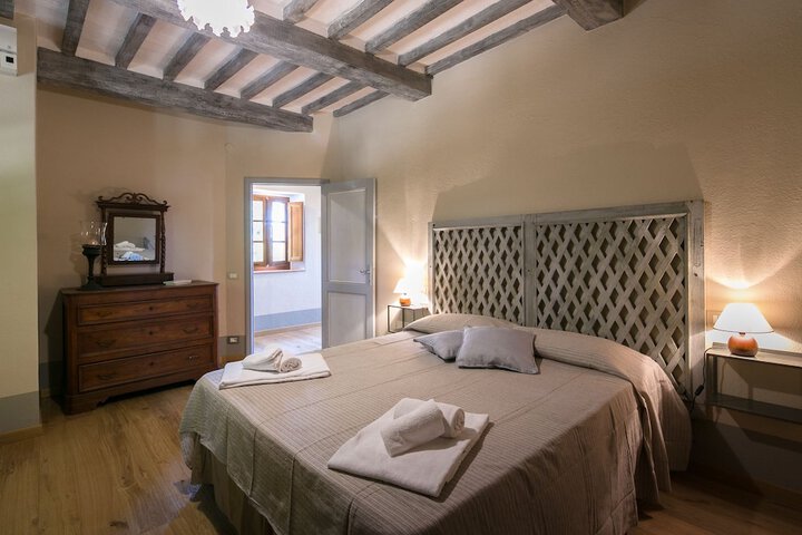 Room 14 of 40