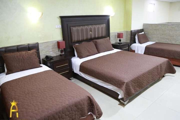 Room 44 of 74