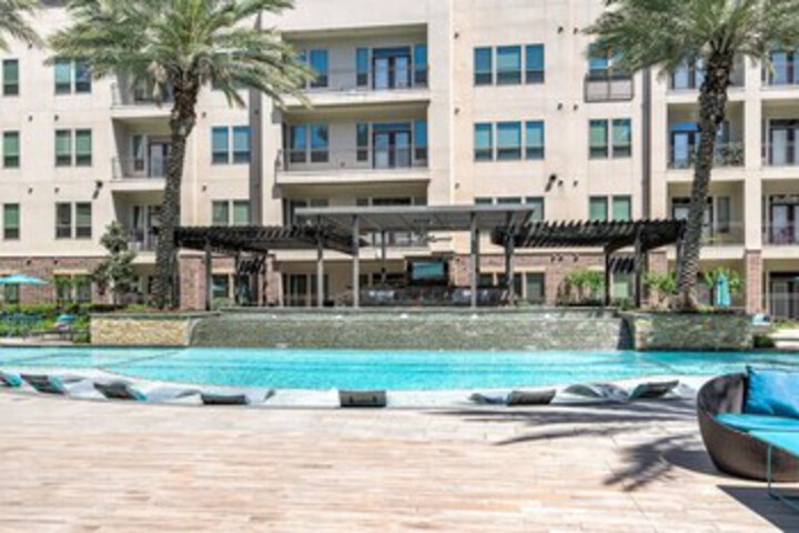 Pool 12 of 19