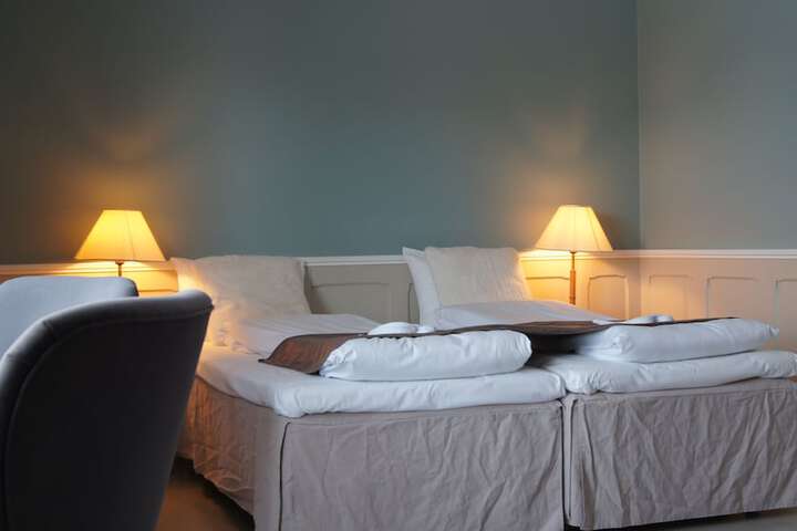 Room 26 of 46