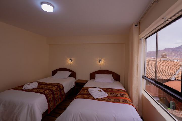 Room 10 of 43