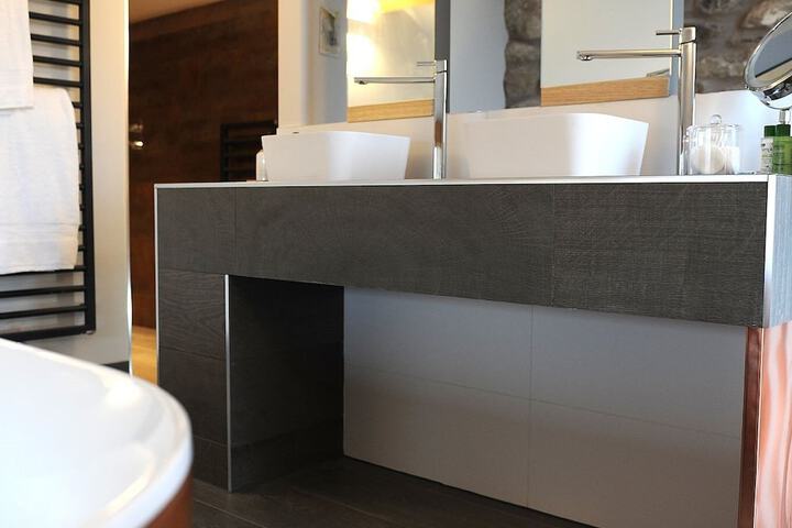 Hotel Interior 76 of 104