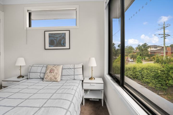 Room 8 of 27
