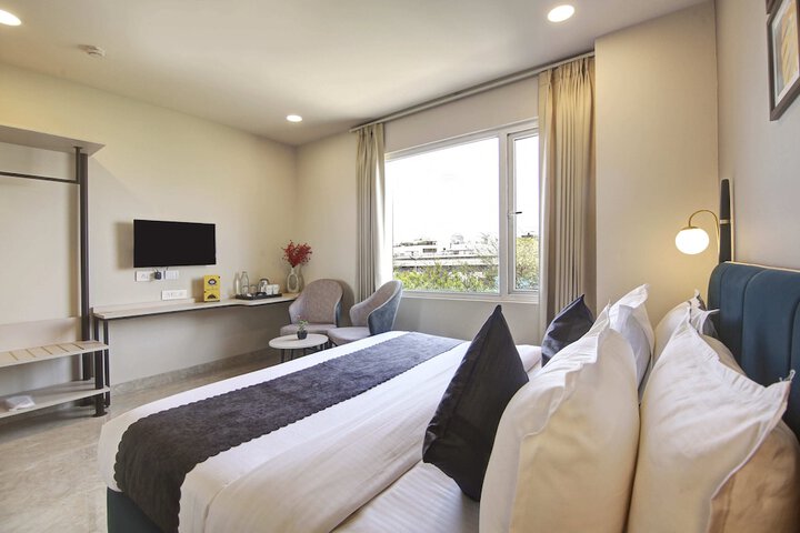 Room 15 of 61