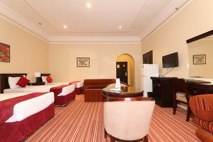 Room 21 of 46