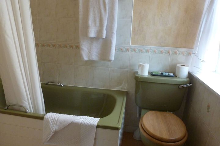 Room 19 of 37