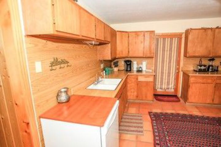 Room 18 of 32