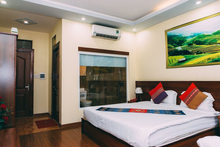Room 5 of 48