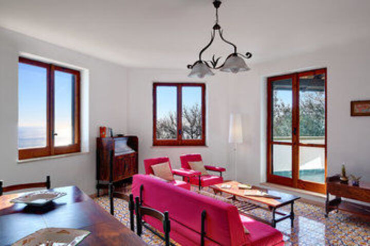 Room 15 of 18