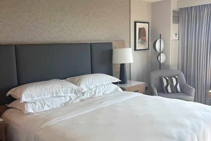 Room 15 of 65