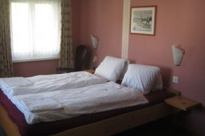 Room 46 of 81