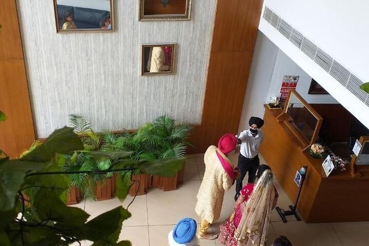 Hotel Interior 4 of 49