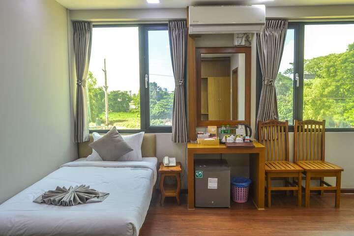 Room 15 of 34