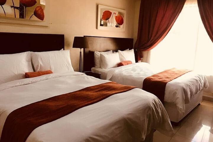 Room 12 of 36