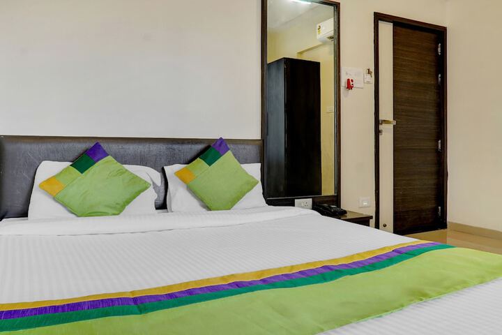 Room 7 of 29