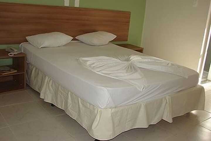 Room 7 of 37