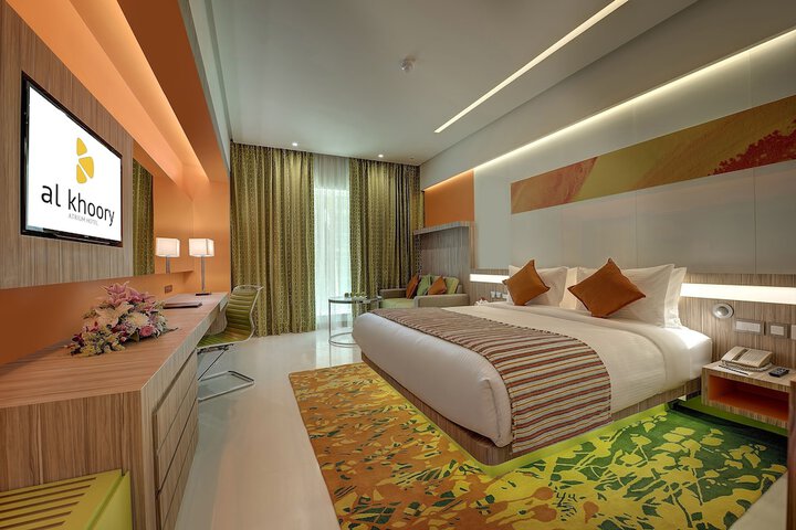 Room 5 of 52