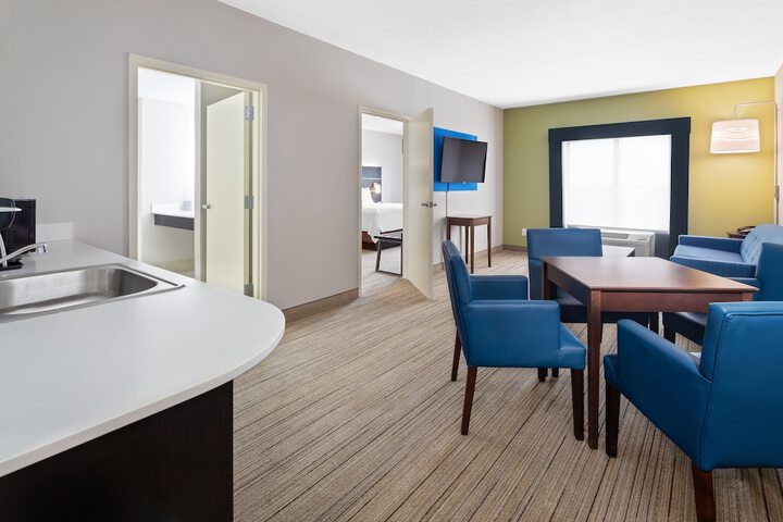 Room 30 of 59