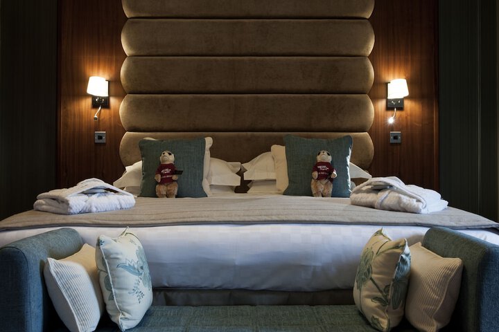 Room 4 of 40