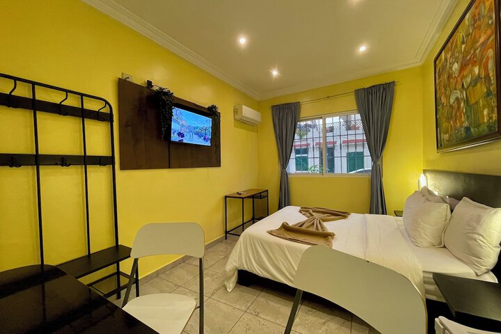 Room 45 of 127