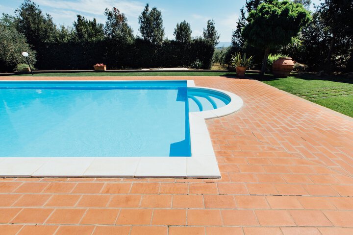 Pool 29 of 51