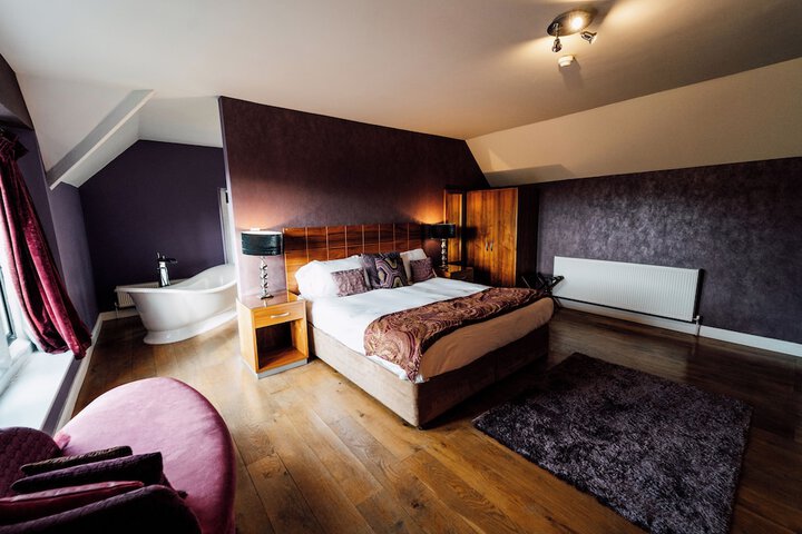 Room 21 of 54