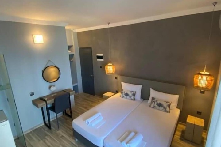 Room 8 of 56