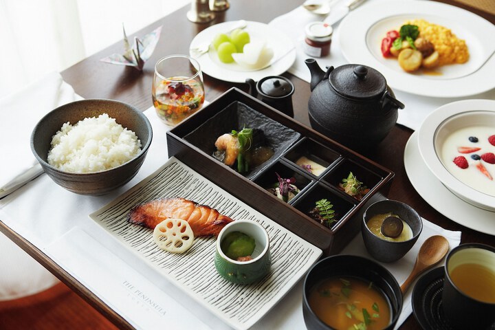 Dining 70 of 103