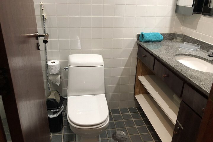 Room 92 of 487