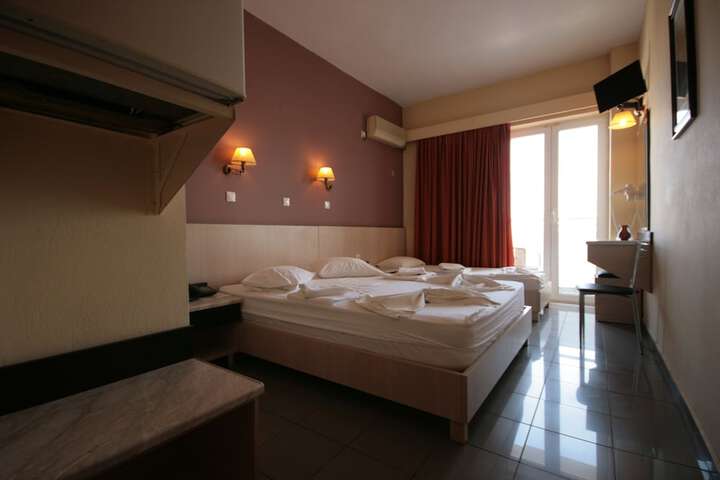 Room 12 of 46