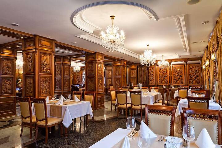 Dining Photos