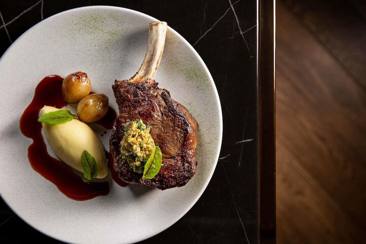 Dining 67 of 103