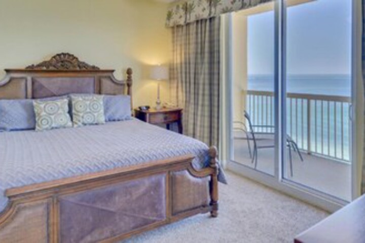 Room 14 of 34