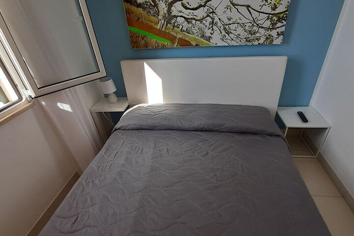 Room 32 of 249