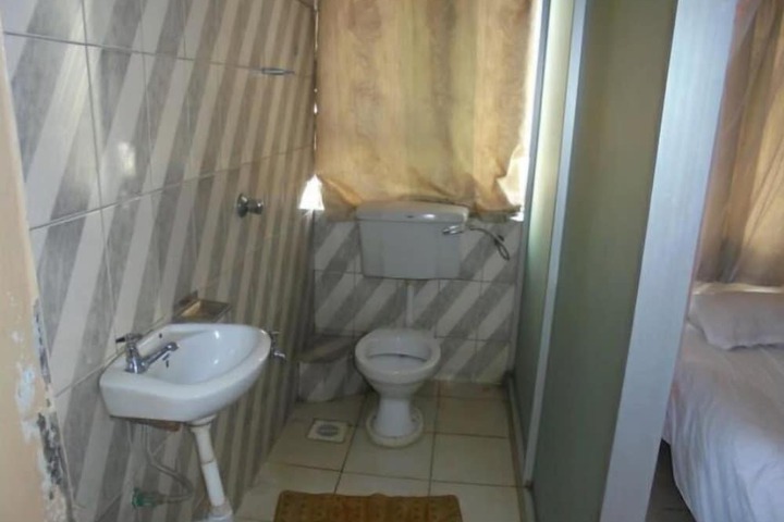 Room 14 of 21
