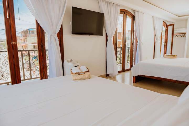 Room 12 of 87
