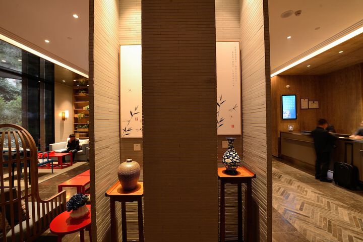Hotel Interior 16 of 146