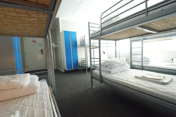 Room 104 of 128