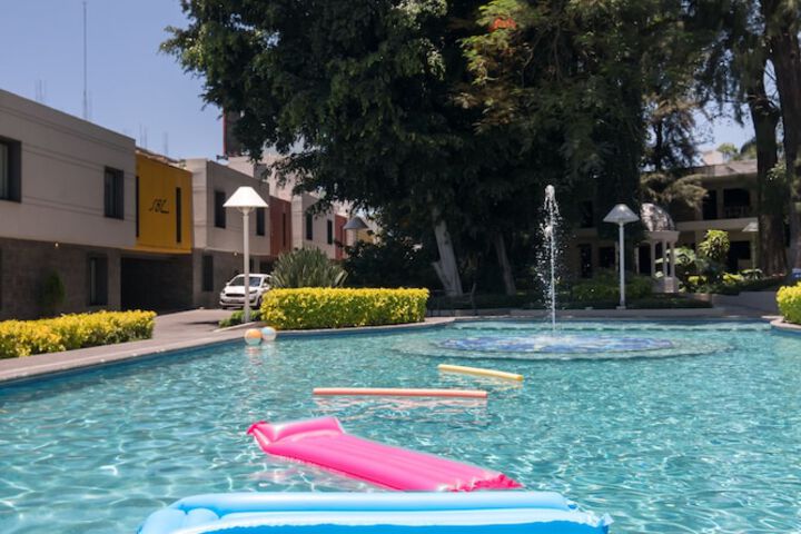 Pool 49 of 69