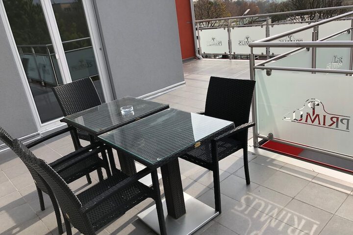 Sundeck 58 of 66