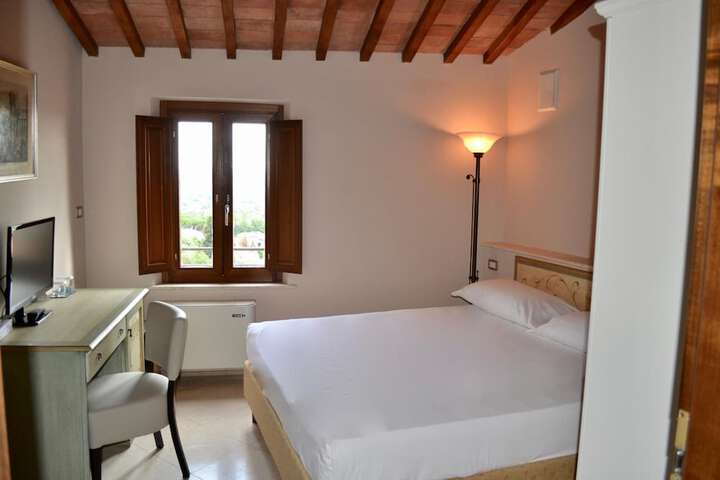 Room 14 of 55