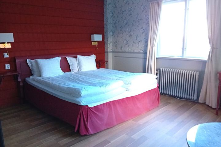 Room 13 of 51