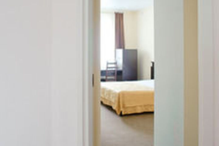 Hotel Suite Photo